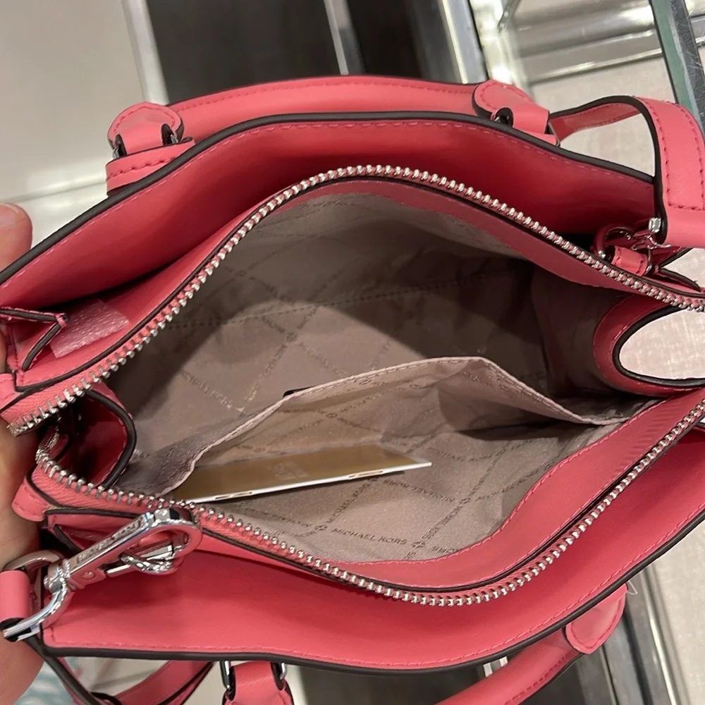 MICHAEL KORS
Sheila Small Faux Saffiano Leather Satchel
Tea Rose 
NWT - Picture 5 of 16